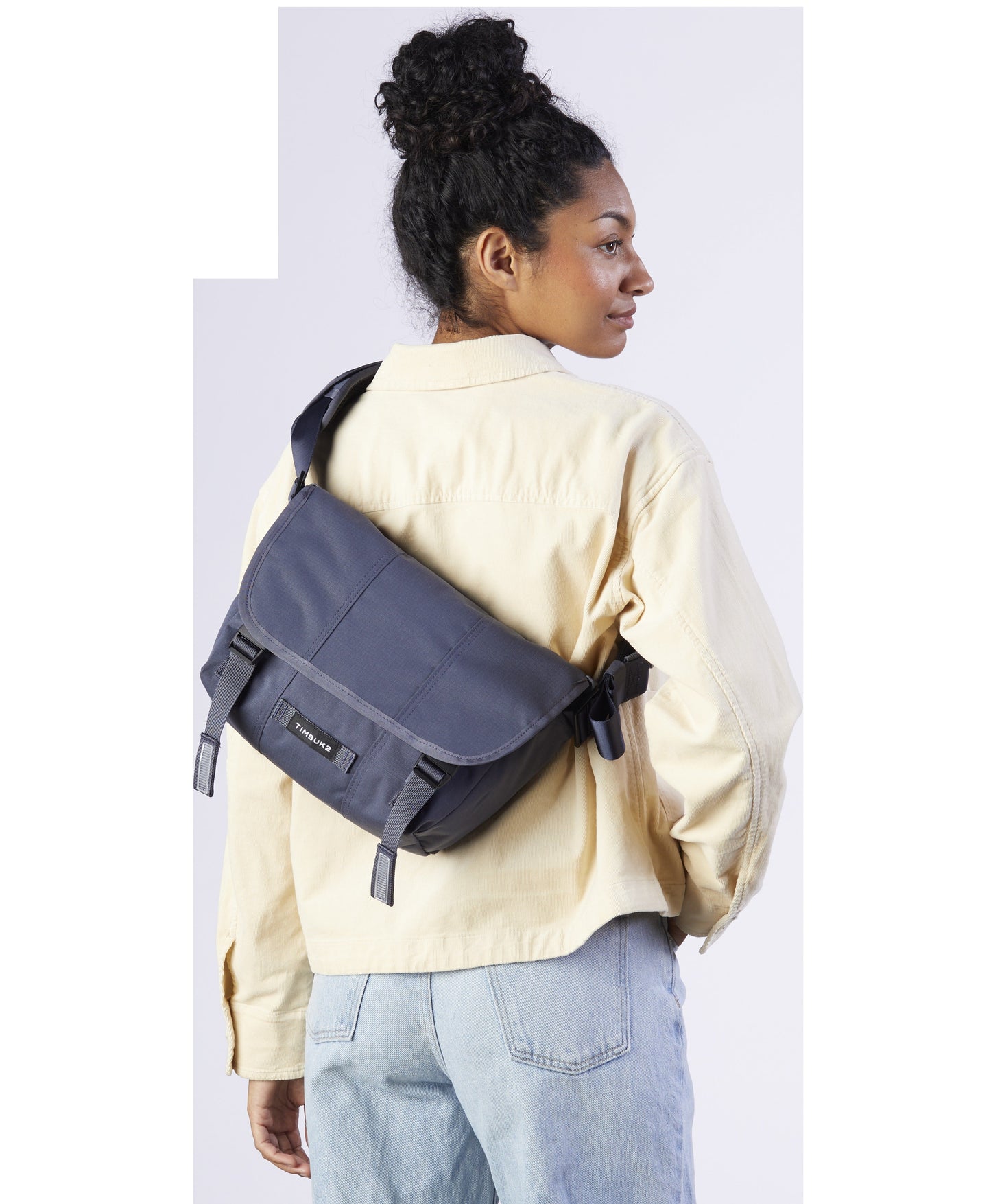 Flight Classic Messenger Bag